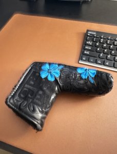 Scotty Cameron Blade Putter Cover (2019 Lights Out Luau special release)