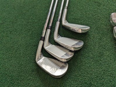 Titleist t200 4-6/ t150 7-PW iron set. Amt black stiff flex shafts