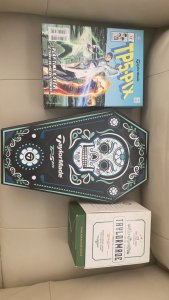 LIMITED EDITION TP5 GOLF BALLS