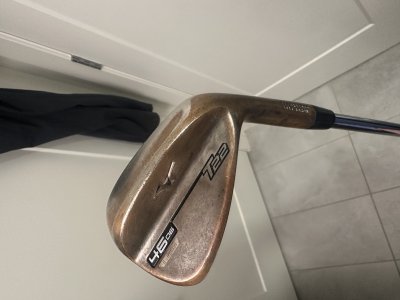 Used Mizuno T22 Wedge 46° +1” length 