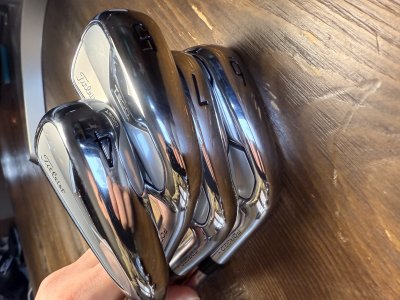 Titleist T200 Iron Set 4-PW, Black AMT Regular Flex