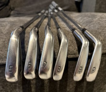 Mizuno JPX 921 Forged 5-PW AMT Black S300 shafts