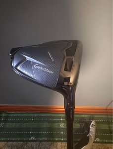 TaylorMade  Qi-35 Max Driver